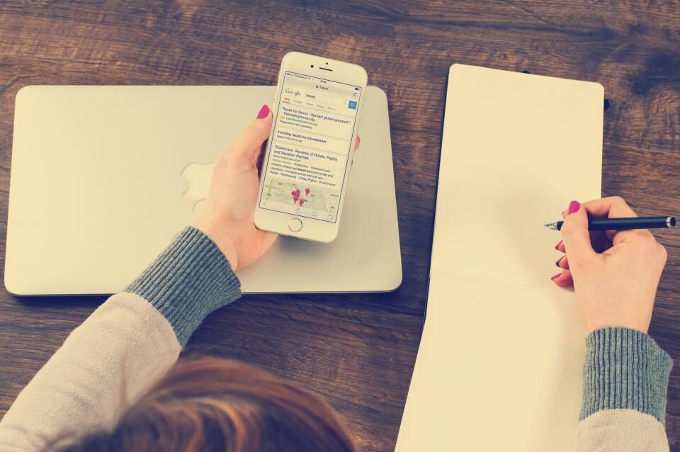 EmbeddingGemma 2: Telefonda çalışan çok modlu arama